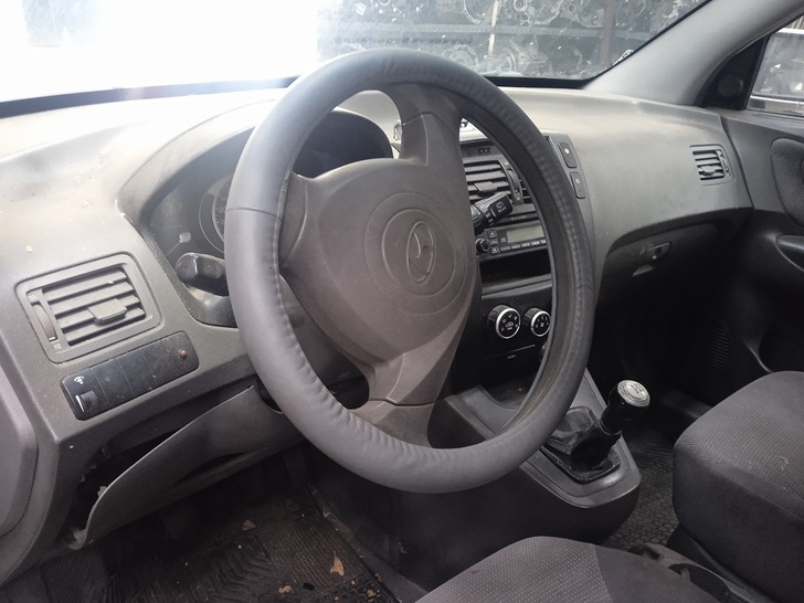  Hyundai TUCSON 2005    EN DESARME